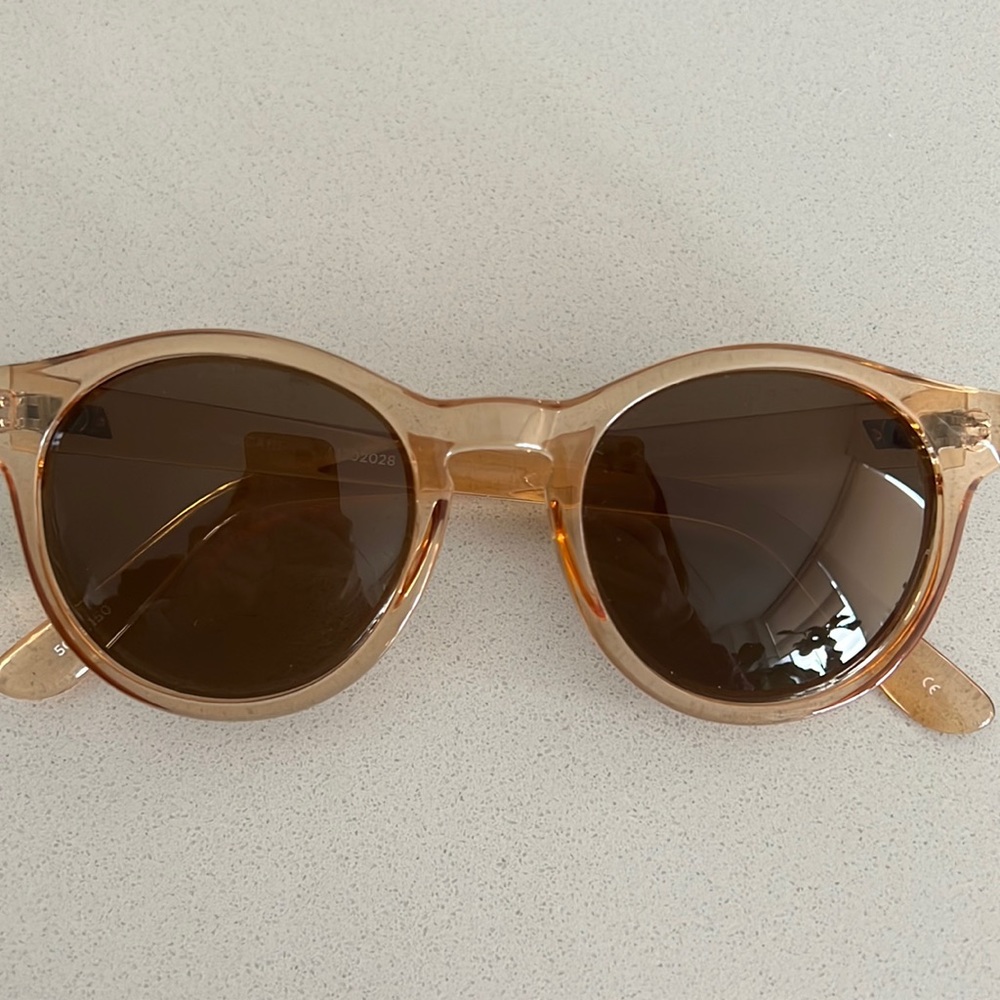 Le Specs Hey Macarena Round polarized sunglasses
